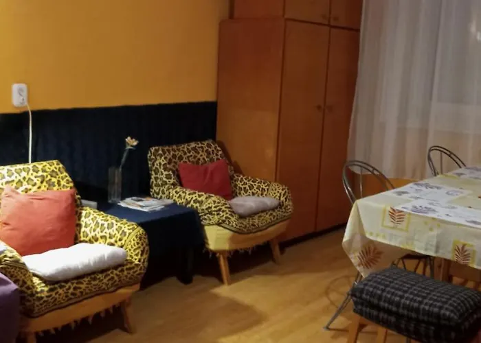 Lägenhet Minigarden Hause Eger